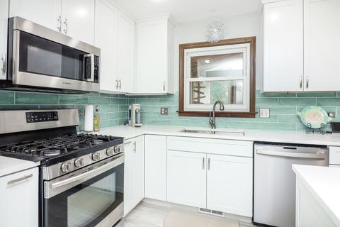 Tiny photo for 1524 Clarkson Court, Naperville, IL 60565 (MLS # 12468984)