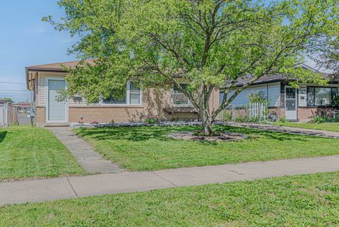 Photo of 1274 Greenbay Avenue, Calumet City, IL 60409 (MLS # 12673667)