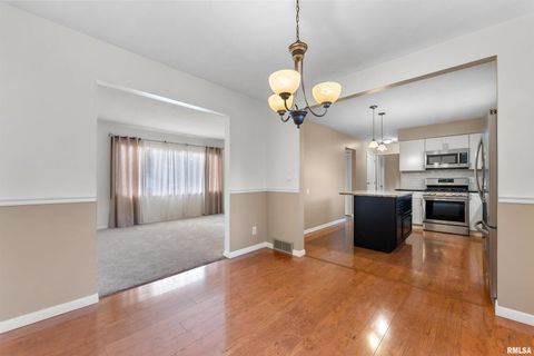 Tiny photo for 2326 KINGSWAY Drive, Bettendorf, IA 52722 (MLS # QC4269379)