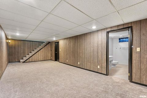 Tiny photo for 2326 KINGSWAY Drive, Bettendorf, IA 52722 (MLS # QC4269379)