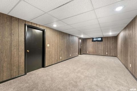 Tiny photo for 2326 KINGSWAY Drive, Bettendorf, IA 52722 (MLS # QC4269379)