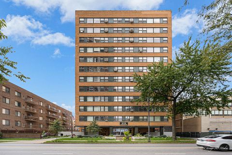 Photo of 6118 N Sheridan Road #608, Chicago, IL 60660 (MLS # 12506214)