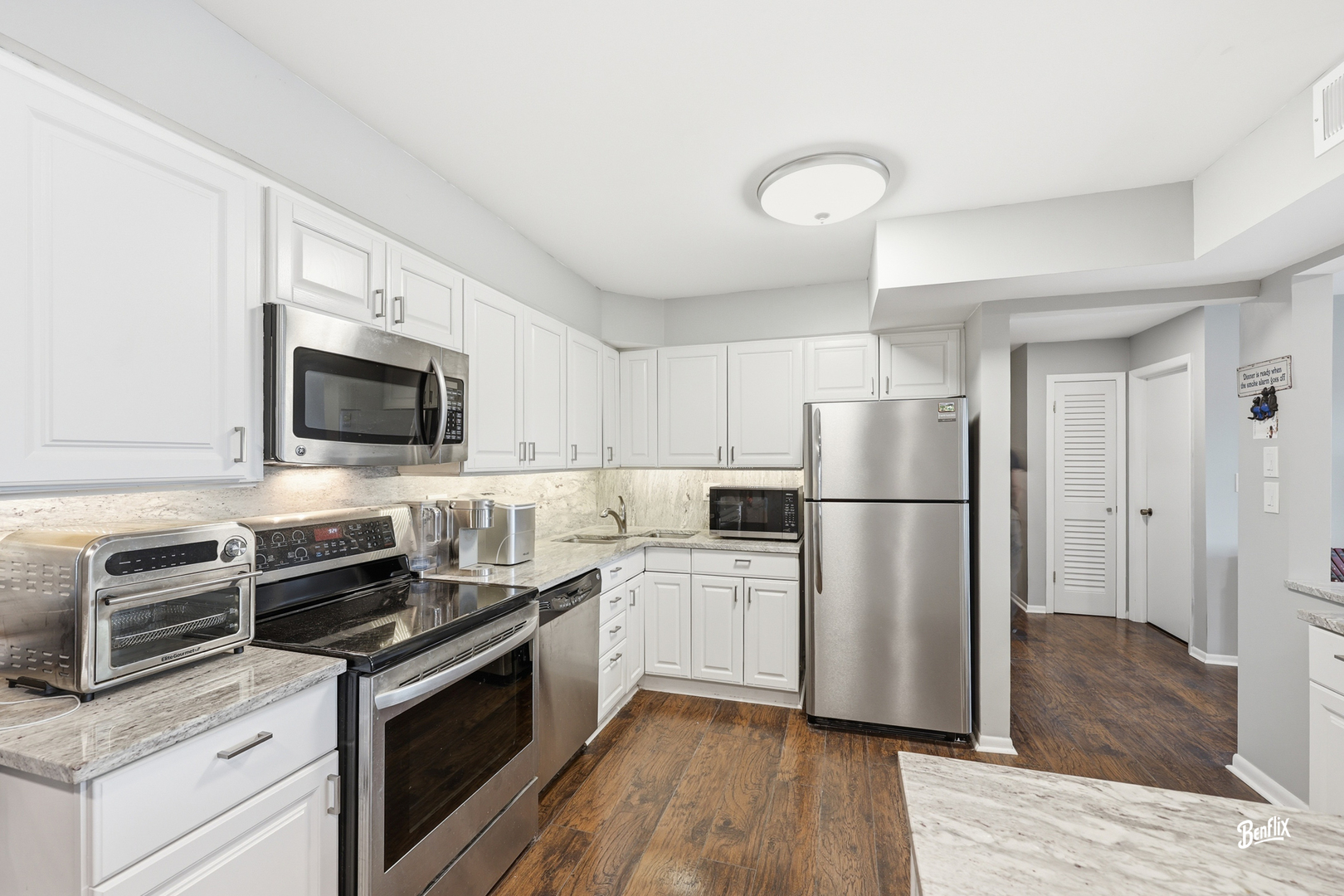 925 Spring Hill Drive 212