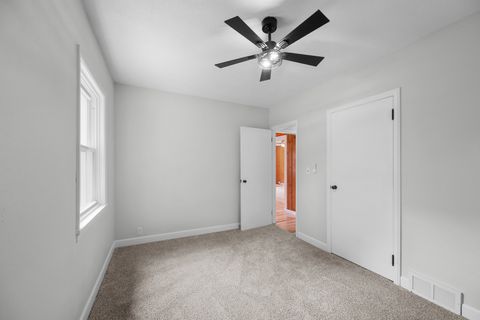 Tiny photo for 3525 Fair Avenue, Davenport, IA 52806 (MLS # 12656398)