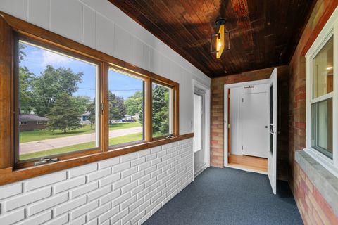 Tiny photo for 3525 Fair Avenue, Davenport, IA 52806 (MLS # 12656398)
