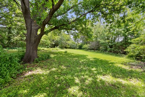 Tiny photo for 3525 Fair Avenue, Davenport, IA 52806 (MLS # 12656398)