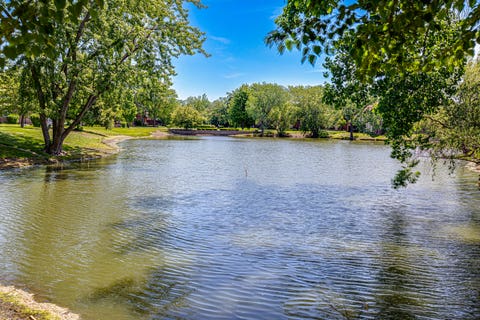 Tiny photo for 310 Carriage Way #2D, Bloomingdale, IL 60108 (MLS # 12647208)