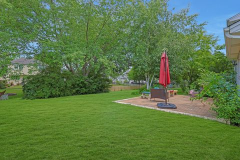 Tiny photo for 710 Cimarron Drive, Cary, IL 60013 (MLS # 12410591)