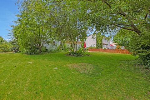 Tiny photo for 710 Cimarron Drive, Cary, IL 60013 (MLS # 12410591)