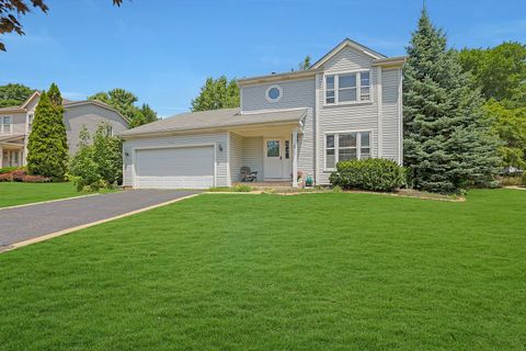 Tiny photo for 710 Cimarron Drive, Cary, IL 60013 (MLS # 12410591)