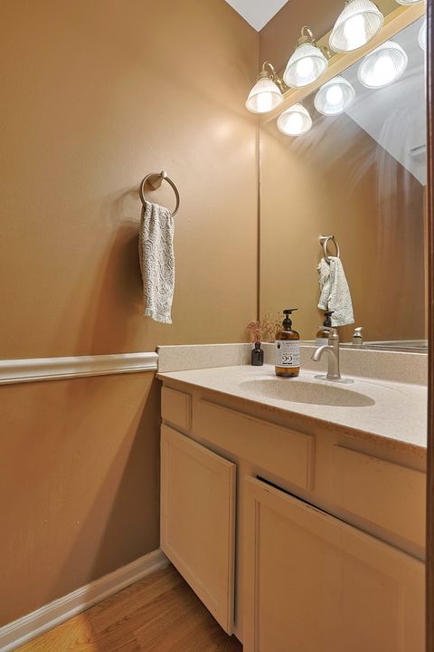 Tiny photo for 710 Cimarron Drive, Cary, IL 60013 (MLS # 12410591)