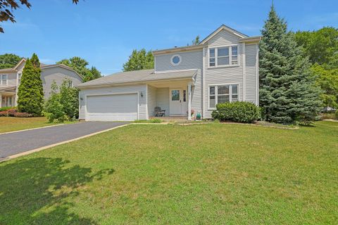 Tiny photo for 710 Cimarron Drive, Cary, IL 60013 (MLS # 12410591)