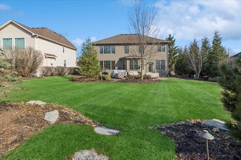 Tiny photo for 909 King Edward Avenue, St. Charles, IL 60174 (MLS # 12591413)