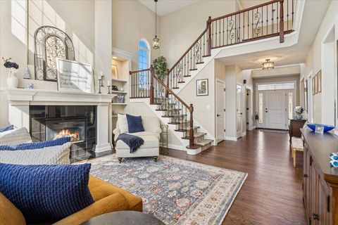 Tiny photo for 909 King Edward Avenue, St. Charles, IL 60174 (MLS # 12591413)