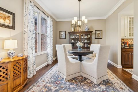 Tiny photo for 909 King Edward Avenue, St. Charles, IL 60174 (MLS # 12591413)