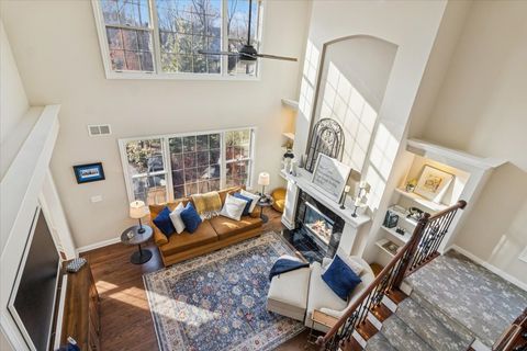 Tiny photo for 909 King Edward Avenue, St. Charles, IL 60174 (MLS # 12591413)