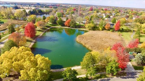 Tiny photo for 909 King Edward Avenue, St. Charles, IL 60174 (MLS # 12591413)