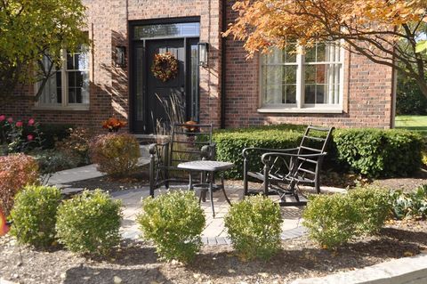 Tiny photo for 909 King Edward Avenue, St. Charles, IL 60174 (MLS # 12591413)