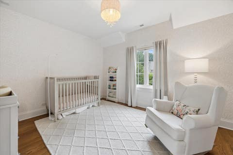 Tiny photo for 704 S Lincoln Street, Hinsdale, IL 60521 (MLS # 12706328)