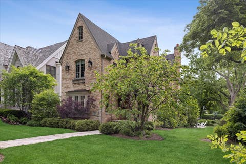 Tiny photo for 704 S Lincoln Street, Hinsdale, IL 60521 (MLS # 12706328)