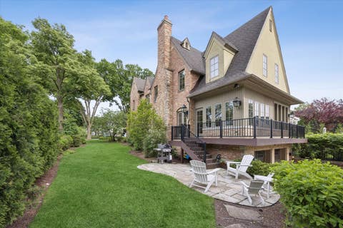 Tiny photo for 704 S Lincoln Street, Hinsdale, IL 60521 (MLS # 12706328)