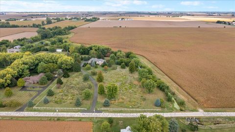 Tiny photo for 1330 Airport Road, Morris, IL 60450 (MLS # 12641306)