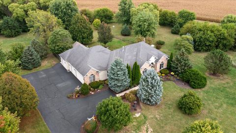 Tiny photo for 1330 Airport Road, Morris, IL 60450 (MLS # 12641306)