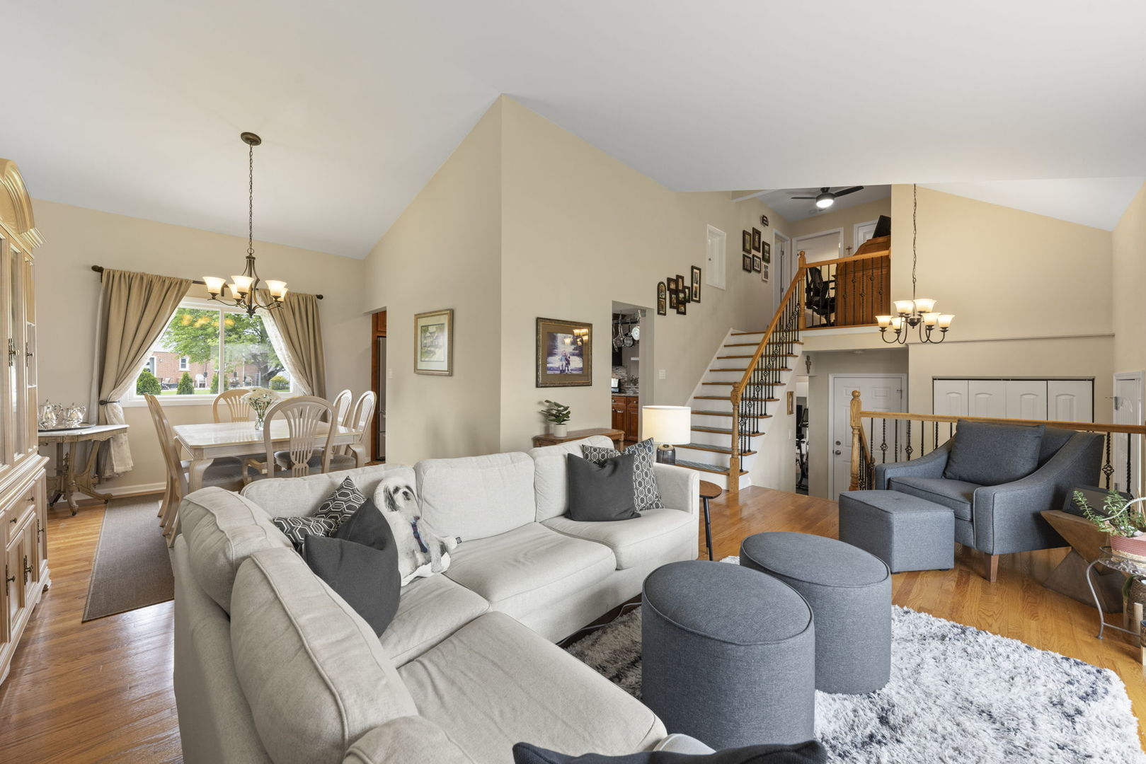 2426 S Shag Bark Trail