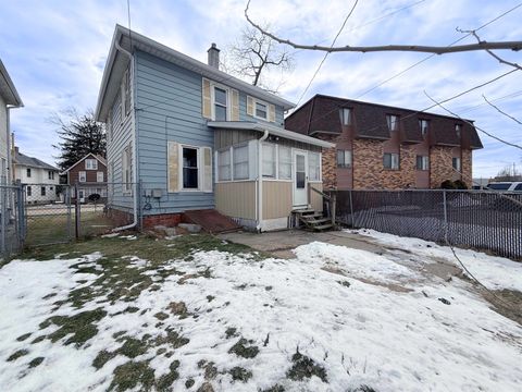 Tiny photo for 1841 Avenue Of The Cities Avenue, Moline, IL 61265 (MLS # 100000147)