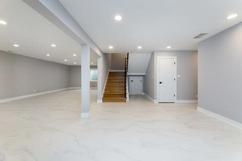 Tiny photo for 8348 W Farragut Avenue, Norridge, IL 60706 (MLS # 12657865)