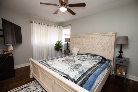 Tiny photo for 8453 N Ottawa Avenue, Niles, IL 60714 (MLS # 12545240)