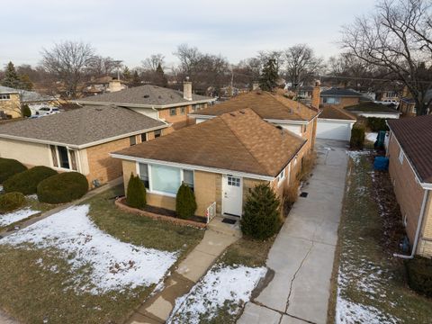 Tiny photo for 8453 N Ottawa Avenue, Niles, IL 60714 (MLS # 12545240)