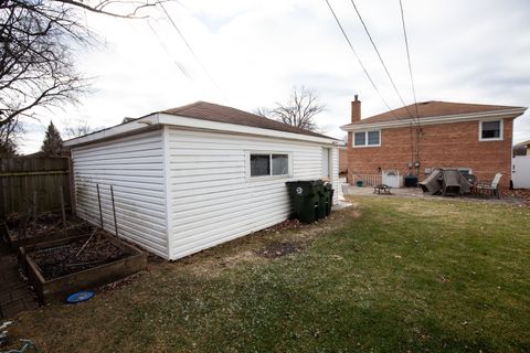 Tiny photo for 8453 N Ottawa Avenue, Niles, IL 60714 (MLS # 12545240)