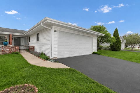 Photo of Schaumburg, IL 60193 (MLS # 12725757)