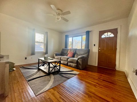 Tiny photo for 1619 Poplar Street, Ottawa, IL 61350 (MLS # 12508960)