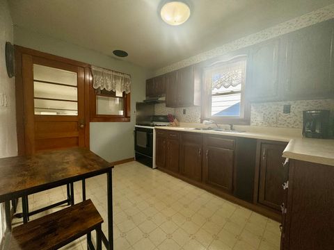 Tiny photo for 1619 Poplar Street, Ottawa, IL 61350 (MLS # 12508960)