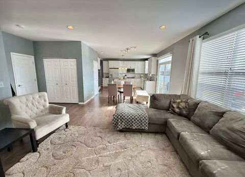 Tiny photo for 995 Bluff Quarry Drive, South Elgin, IL 60177 (MLS # 12586310)