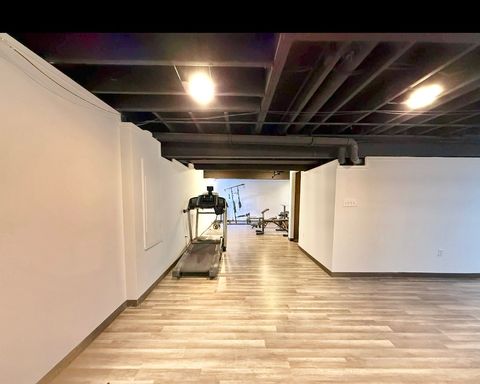 Tiny photo for 995 Bluff Quarry Drive, South Elgin, IL 60177 (MLS # 12586310)