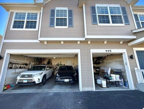 Tiny photo for 995 Bluff Quarry Drive, South Elgin, IL 60177 (MLS # 12586310)