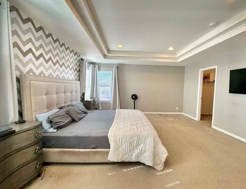 Tiny photo for 995 Bluff Quarry Drive, South Elgin, IL 60177 (MLS # 12586310)