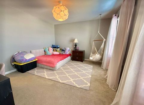 Tiny photo for 995 Bluff Quarry Drive, South Elgin, IL 60177 (MLS # 12586310)