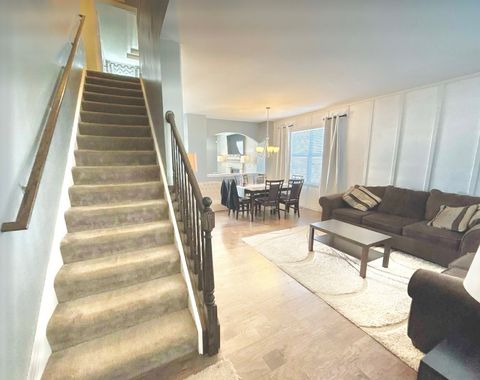 Tiny photo for 995 Bluff Quarry Drive, South Elgin, IL 60177 (MLS # 12586310)