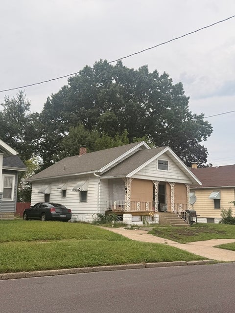 Photo of 539 Homestead Avenue, Peoria, IL 61603 (MLS # 12763090)