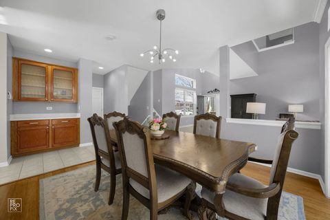 Tiny photo for 1107 Essex Drive, Oakbrook Terrace, IL 60181 (MLS # 12544509)