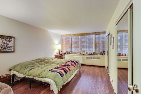 Tiny photo for 4250 N Marine Drive #809, Chicago, IL 60613 (MLS # 12626701)