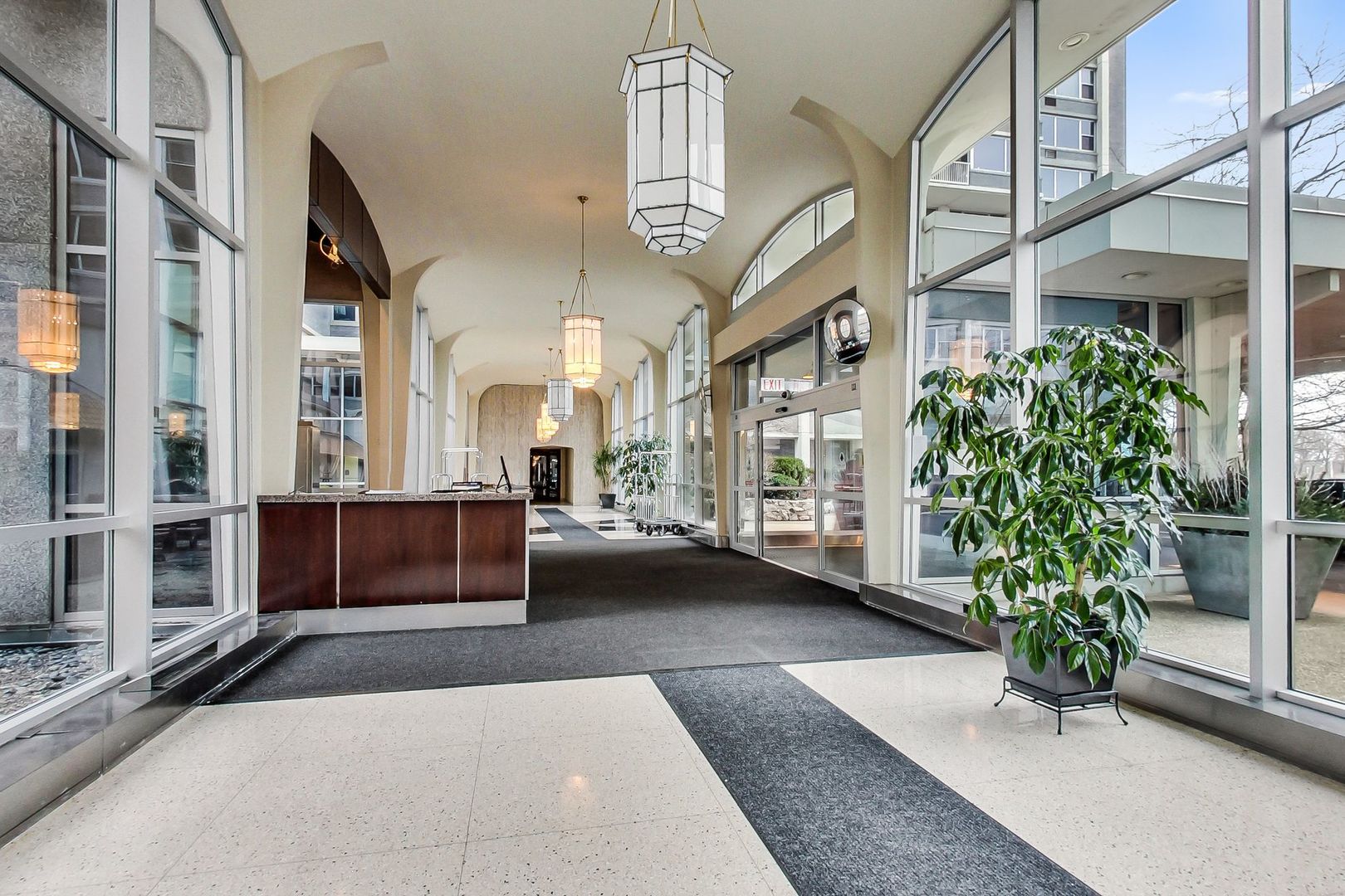 4250 N Marine Drive 809