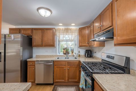 Tiny photo for 1624 W Weathersfield Way, Schaumburg, IL 60193 (MLS # 12660344)