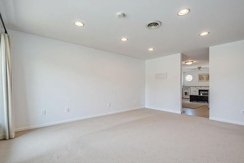 Tiny photo for 1624 W Weathersfield Way, Schaumburg, IL 60193 (MLS # 12660344)