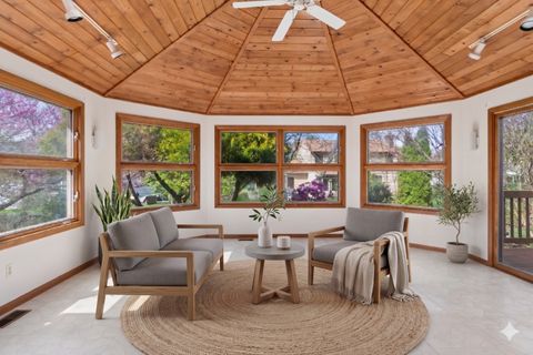 Tiny photo for 418 Churchill Court, Batavia, IL 60510 (MLS # 12578183)