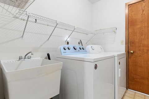 Tiny photo for 418 Churchill Court, Batavia, IL 60510 (MLS # 12578183)